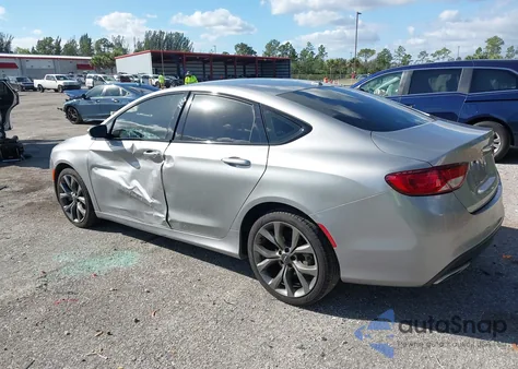 2015 Chrysler 200 S z USA, uszkodzony, nr VIN 1C3CCCBG4FN573015